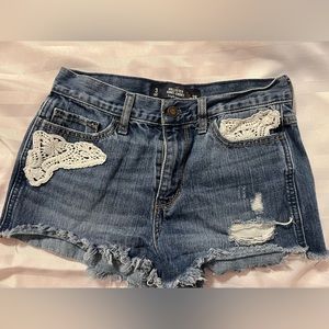 Hollister high-rise denim shorts size 3